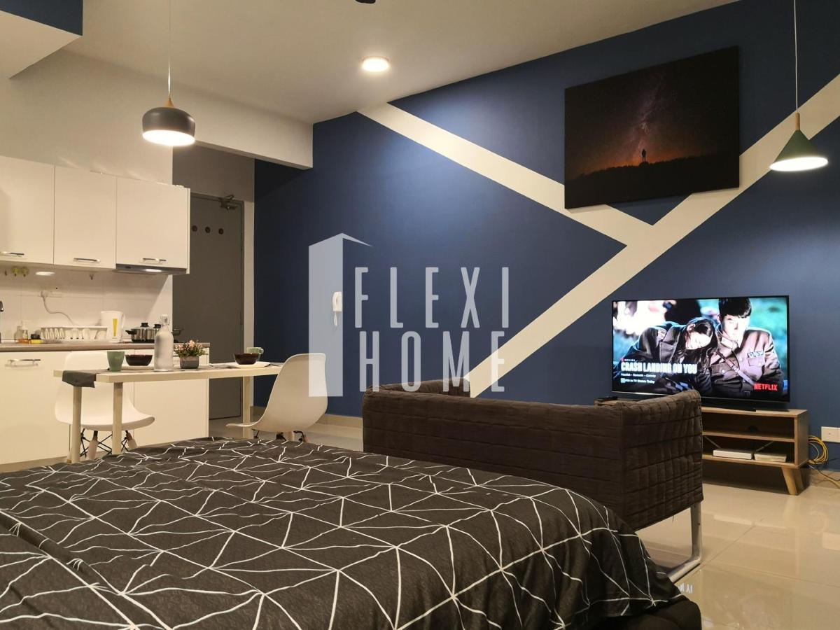 Colour-Theme Designed, Private Studio Home, Cybersquare 27B Cyberjaya, Flexihome-My Екстериор снимка