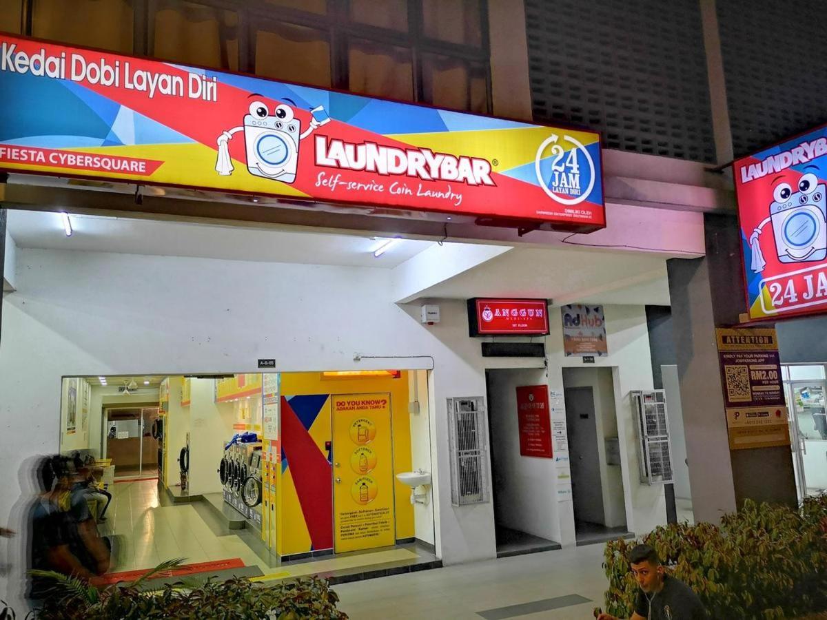Colour-Theme Designed, Private Studio Home, Cybersquare 27B Cyberjaya, Flexihome-My Екстериор снимка