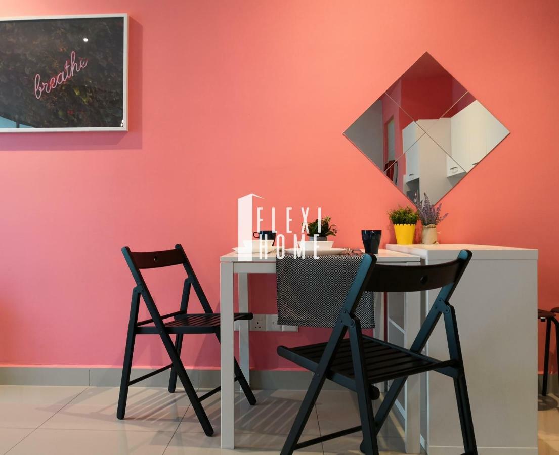 Colour-Theme Designed, Private Studio Home, Cybersquare 27B Cyberjaya, Flexihome-My Екстериор снимка